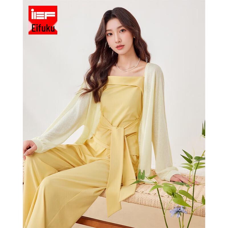 Women s French Style Two-Piece Pants Set L
Women s French Style Two-Piece Pants Set L