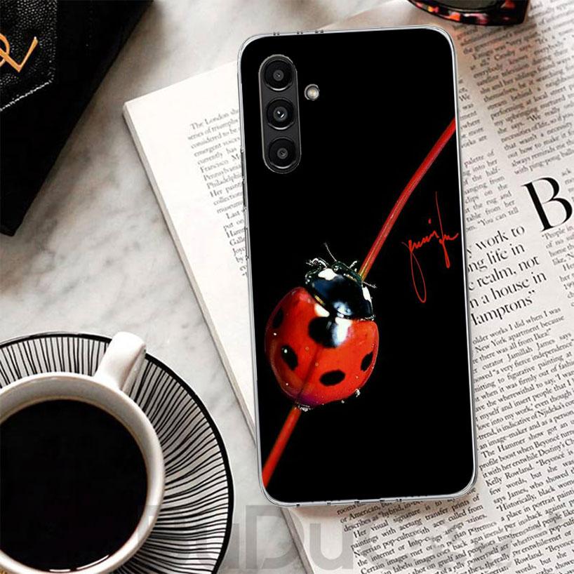 Чехол для телефона Семиточечная божья коровка для Samsung A17 A16 A26 A36 A56 A15 A14 A13 A55 A54 A53 A35 A34 A33 A25 A24 A23 A05S A04S A Samsung A55
Чехол для телефона Семиточечная божья коровка для Samsung A17 A16 A26 A36 A56 A15 A14 A13 A55 A54 A53 A35 A34 A33 A25 A24 A23 A05S A04S A Samsung A55