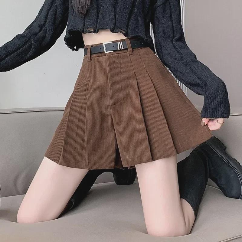 Women s High-Waist Corduroy Pleated Shorts - 2024 Spring Collection, Slimming Wide-Leg Casual Booty Shorts for Petite. M хакі
Women s High-Waist Corduroy Pleated Shorts - 2024 Spring Collection, Slimming Wide-Leg Casual Booty Shorts for Petite. M хакі