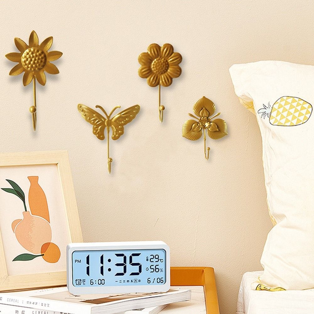 2Pcs Decorative Flower Wall-mounted Hooks Waterproof Golden Wall Hanging Ornaments Wall Style C
2Pcs Decorative Flower Wall-mounted Hooks Waterproof Golden Wall Hanging Ornaments Wall Style C