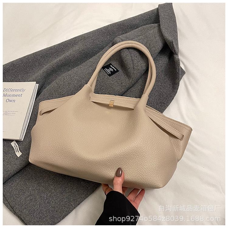 2025 new super fire niche design bag female senmeng autumn and winter shoulder handbag fashionable large-capacity tote bag хаки
2025 new super fire niche design bag female senmeng autumn and winter shoulder handbag fashionable large-capacity tote bag хаки