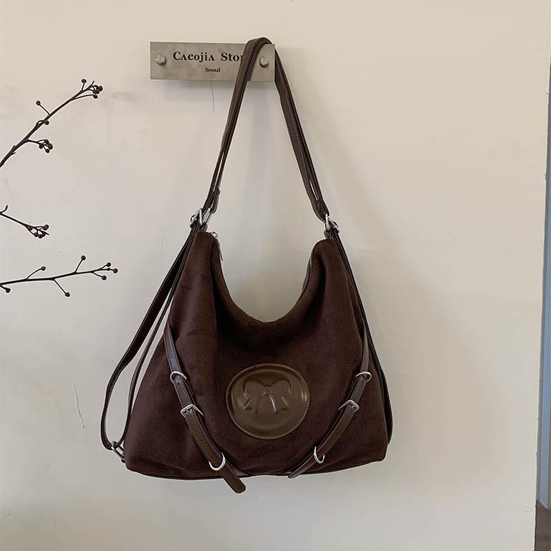 Casual soft surface large-capacity bag New women s bag Autumn and winter versatile shoulder bag Commuter double back bag
Casual soft surface large-capacity bag New women s bag Autumn and winter versatile shoulder bag Commuter double back bag
