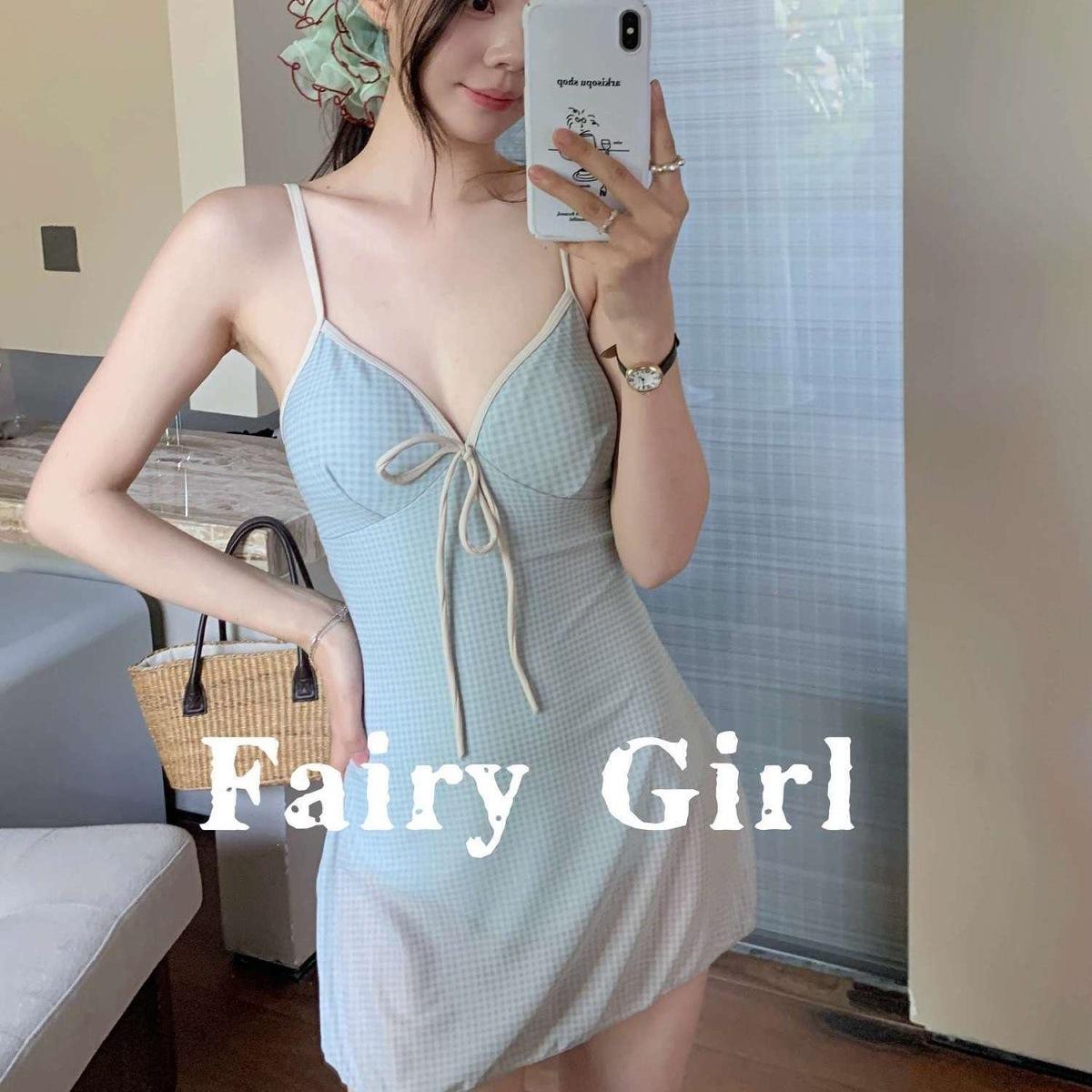 Swimsuit s pure desire wind one-piece triangular sling, thin belly, hot spring swimsuit summer sexy straps M зелёный
Swimsuit s pure desire wind one-piece triangular sling, thin belly, hot spring swimsuit summer sexy straps M зелёный