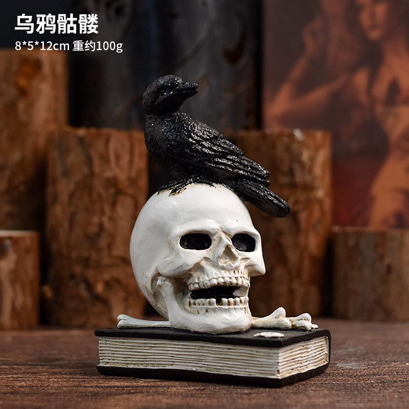Horrible Resin Ghost Skull Hand Pumpkin Statue Indoor Outdoor Garden Decoration Sculpture Desktop Home Decor for Halloween
Horrible Resin Ghost Skull Hand Pumpkin Statue Indoor Outdoor Garden Decoration Sculpture Desktop Home Decor for Halloween
