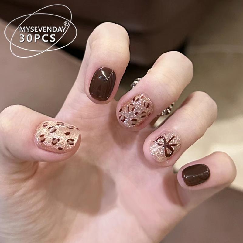 Xiaohongshu Leopard Print Cat Eye False Nails - Wearable, Removable, High-End Autumn/Winter Nail Art Handmade Nails Size XS #10 pieces/bag
Xiaohongshu Leopard Print Cat Eye False Nails - Wearable, Removable, High-End Autumn/Winter Nail Art Handmade Nails Size XS #10 pieces/bag