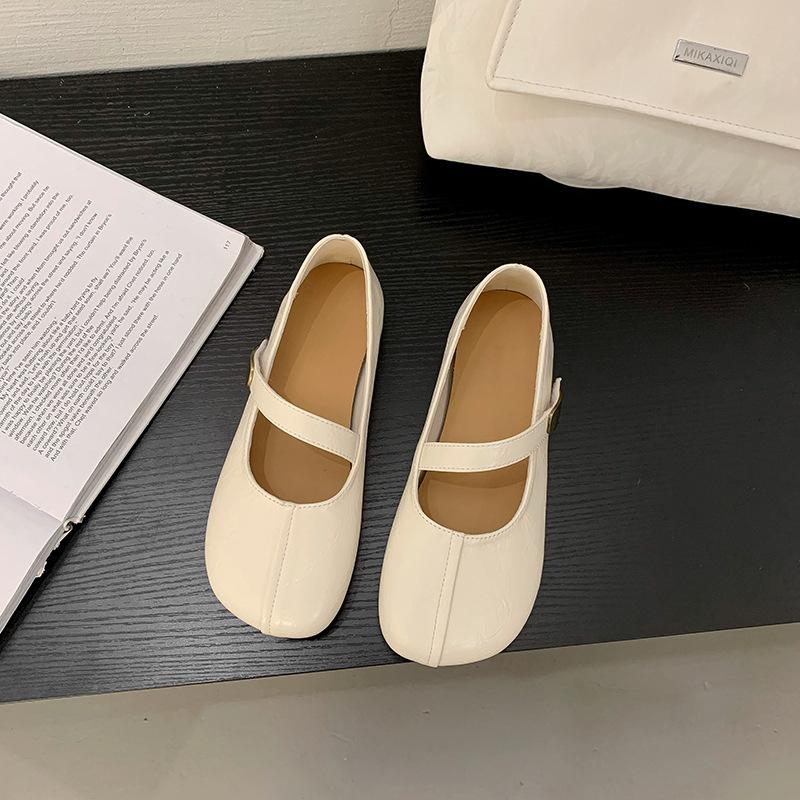 2025 new late evening wind small single shoes women s spring flat bottom with skirt Mary Jane shoes soft sole French beanie shoes 40 бежевый
2025 new late evening wind small single shoes women s spring flat bottom with skirt Mary Jane shoes soft sole French beanie shoes 40 бежевый