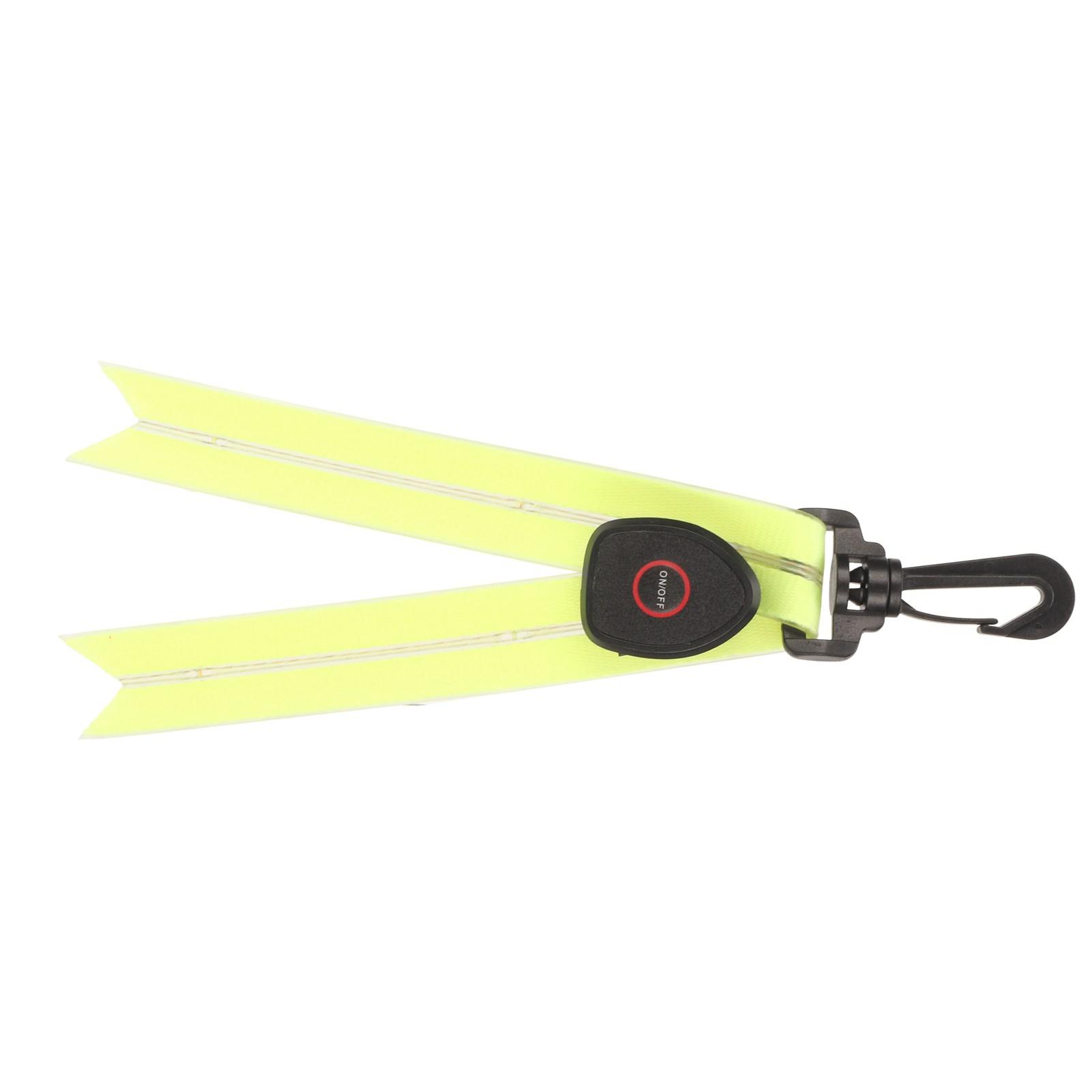 PVC Reflective Pendant Waterproof LED Luminous Keychains Reflector Tag Pendant for Outdoor Sports Cycling Pet Backpack зелений
PVC Reflective Pendant Waterproof LED Luminous Keychains Reflector Tag Pendant for Outdoor Sports Cycling Pet Backpack зелений