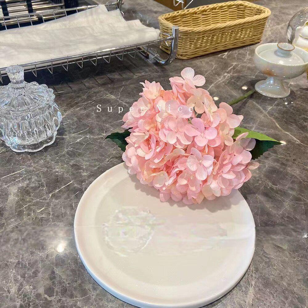 Hydrangea Artificial Flower Arrangement for Living Room and Dining Table Decoration
Hydrangea Artificial Flower Arrangement for Living Room and Dining Table Decoration