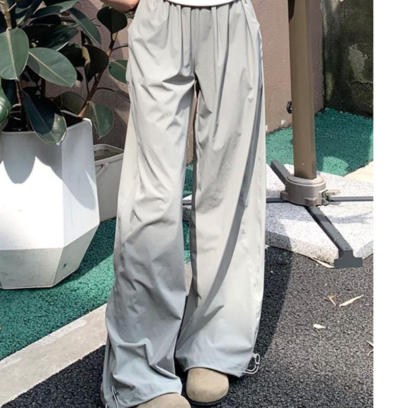 Темно-синие быстросохнущие рабочие брюки для женщин на лето тонкие американские свободные прямые широкие брюки маленькие повседневные спортивные брюки XL
Темно-синие быстросохнущие рабочие брюки для женщин на лето тонкие американские свободные прямые широкие брюки маленькие повседневные спортивные брюки XL