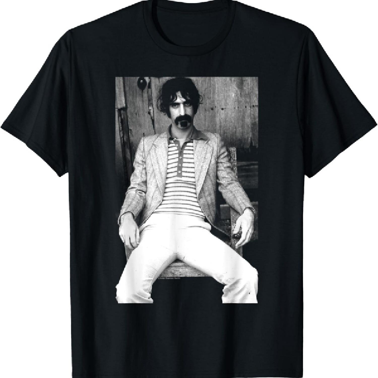 Футболка с черно-белым портретом Фрэнка Заппы работы Эверарда Смита XXXXXL чёрный
Футболка с черно-белым портретом Фрэнка Заппы работы Эверарда Смита XXXXXL чёрный