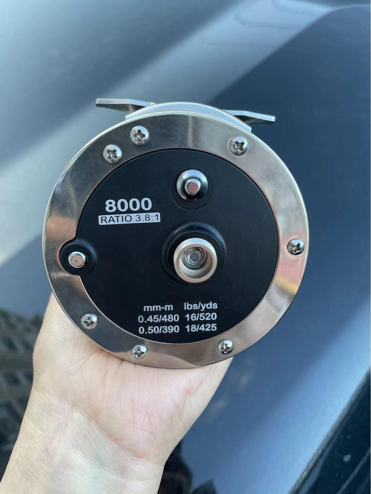 18000 Remontable Visual Anchor Fish Reel: Змінне ліве/праве барабанне колесо для тролінгової риболовлі з морського човна.
18000 Remontable Visual Anchor Fish Reel: Змінне ліве/праве барабанне колесо для тролінгової риболовлі з морського човна.