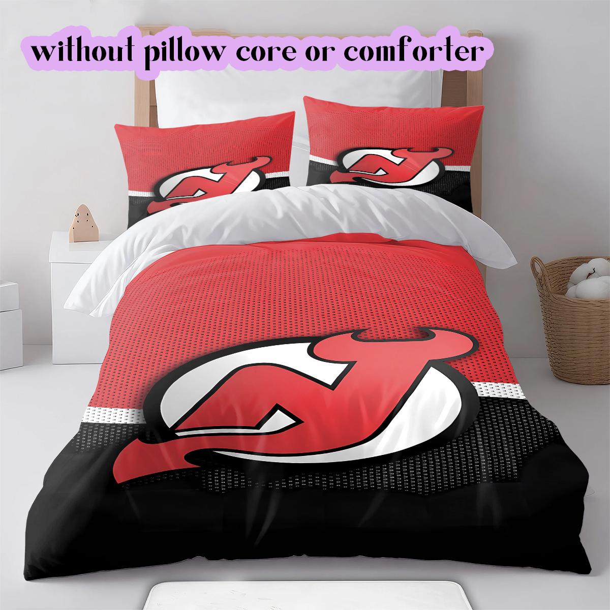 Ice Hockey Logo Pattern Bedding Quilt Set Quilt Cover Pillowcase Home Decoration Birthday Gift (1*duvet cover+ 2*pillowcase, without core) 135x200cm
Ice Hockey Logo Pattern Bedding Quilt Set Quilt Cover Pillowcase Home Decoration Birthday Gift (1*duvet cover+ 2*pillowcase, without core) 135x200cm