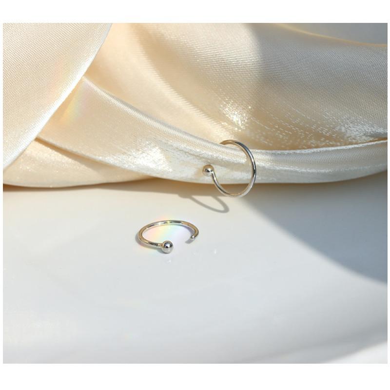 Plain Ring Unique Earrings Women s Korean Version Small Fresh Simple Open Earrings High-end Ear Jewelry
Plain Ring Unique Earrings Women s Korean Version Small Fresh Simple Open Earrings High-end Ear Jewelry