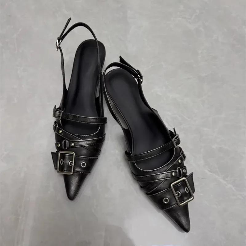 Туфли-лодочки с острым носком, женские, с ремешком и пряжкой, баотоу, холодные шлепанцы 2025, полузакрытые сзади, туфли-лодочки с открытой пяткой 35 чёрный
Туфли-лодочки с острым носком, женские, с ремешком и пряжкой, баотоу, холодные шлепанцы 2025, полузакрытые сзади, туфли-лодочки с открытой пяткой 35 чёрный