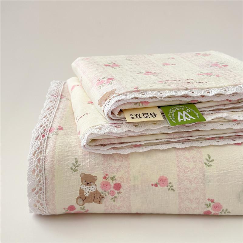 Soft Flat Sheet Printed Bedsheet Skin-Friendly Bed Linen Lace Style Sheets For Home Sábanas Para Cama (Pillowcase Need Order) 120x230cm 1pc
Soft Flat Sheet Printed Bedsheet Skin-Friendly Bed Linen Lace Style Sheets For Home Sábanas Para Cama (Pillowcase Need Order) 120x230cm 1pc