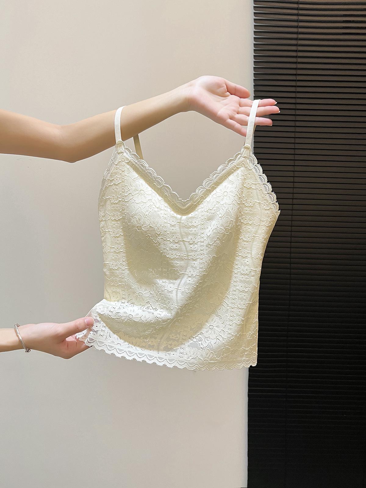 Chic Jacquard Lace Camisole with Chest Pads and Anti-Exposure Design Large абрикосовий
Chic Jacquard Lace Camisole with Chest Pads and Anti-Exposure Design Large абрикосовий
