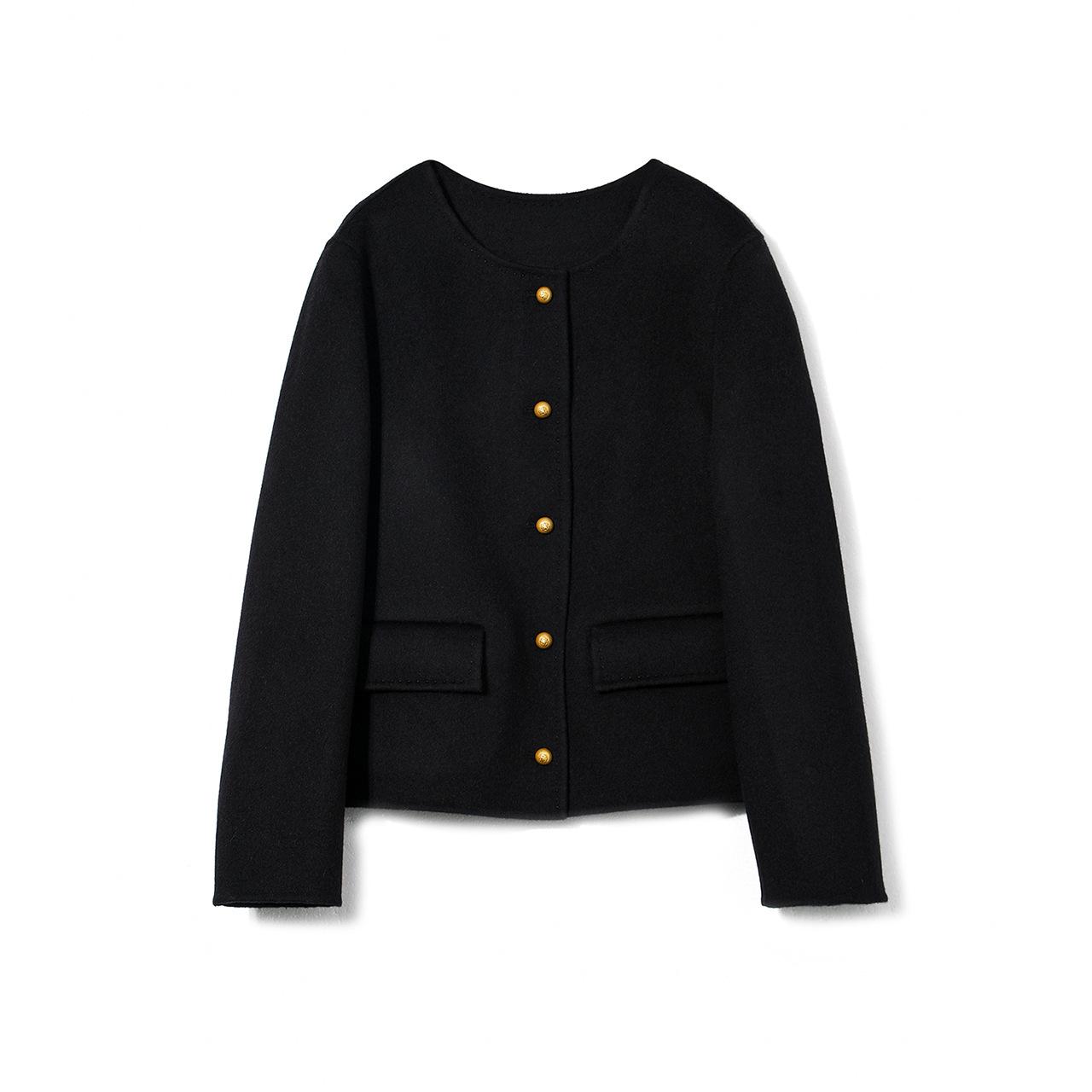 Sheep wool double-sided woolen coat small coat single-breasted short round neck temperament coat women S чорний
Sheep wool double-sided woolen coat small coat single-breasted short round neck temperament coat women S чорний