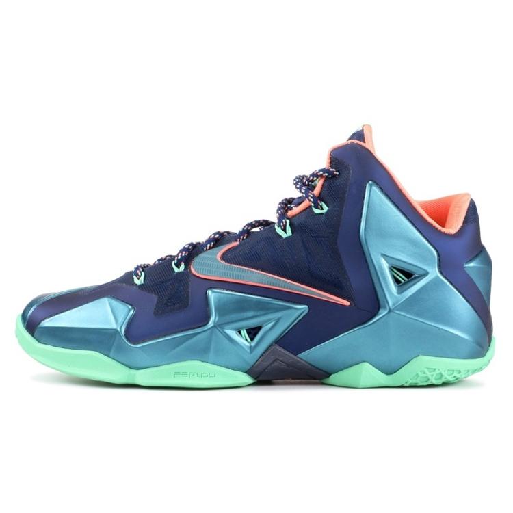 Nike LeBron 11 Akron Vs. Miami 616175-400 45
Nike LeBron 11 Akron Vs. Miami 616175-400 45