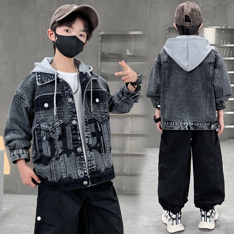 Boys Trendy Denim Jacket - Spring/Autumn Fashion Top for Kids 130
Boys Trendy Denim Jacket - Spring/Autumn Fashion Top for Kids 130