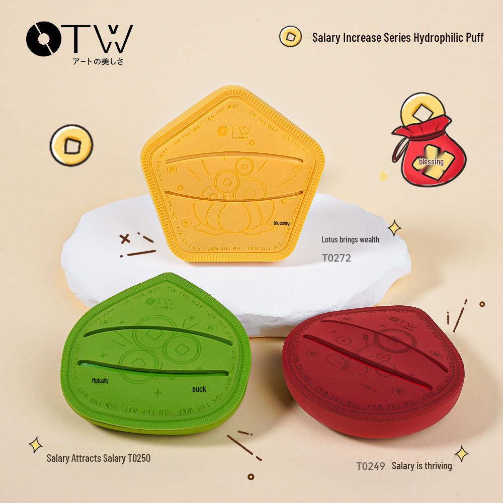 Marshmallow Large Powder Puff: Super Soft, Non-Absorbent, Dual-Use Makeup Sponge for Dry & Wet Foundation.
Marshmallow Large Powder Puff: Super Soft, Non-Absorbent, Dual-Use Makeup Sponge for Dry & Wet Foundation.