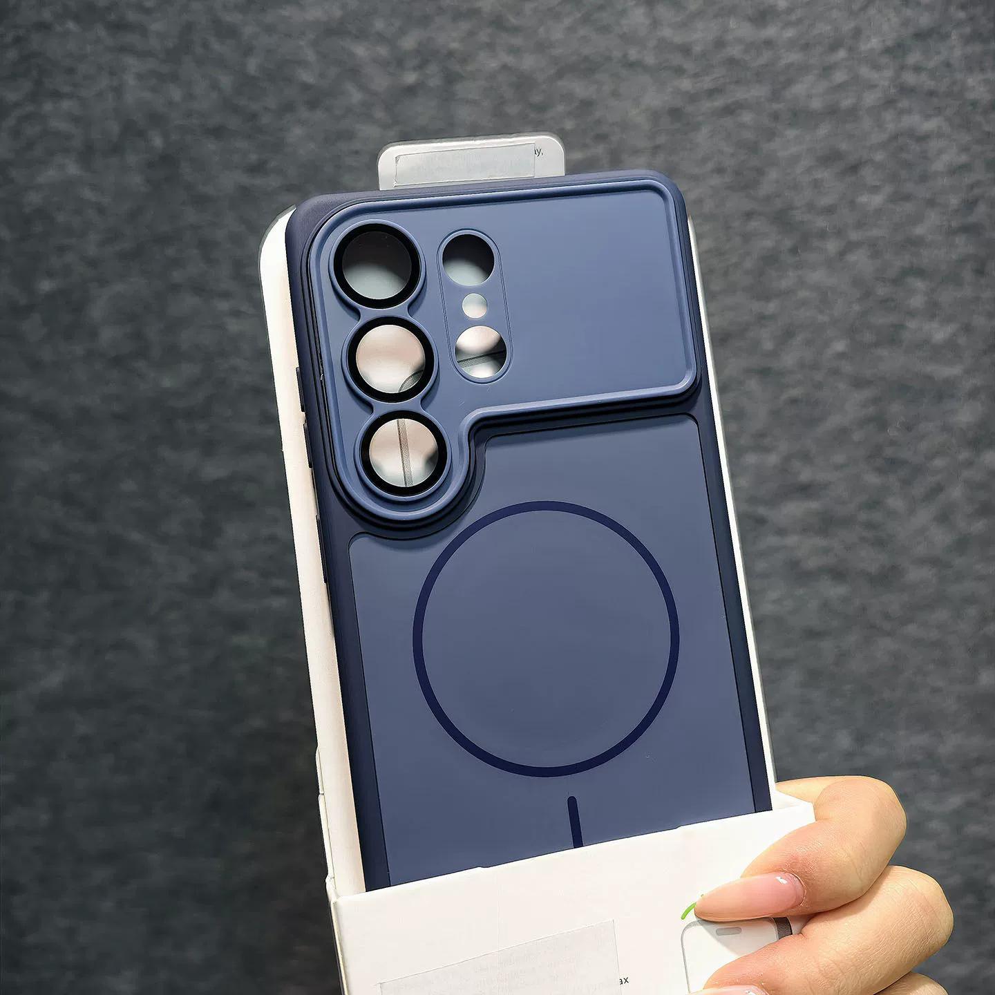 Applicable to Samsung S26Ultra contrasting color skin-sensitive magnetic mobile phone case S26 + advanced matte anti-drop protection Samsung s26 темно-синього кольору
Applicable to Samsung S26Ultra contrasting color skin-sensitive magnetic mobile phone case S26 + advanced matte anti-drop protection Samsung s26 темно-синього кольору