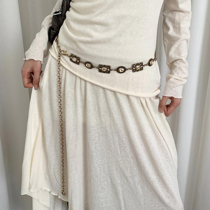 Retro Light Luxury Ethnic Style Waist Chain Women S Rhinestone Inlay Design Sense Gold Belt Court Style Skirt Chain Accessories шампанського
Retro Light Luxury Ethnic Style Waist Chain Women S Rhinestone Inlay Design Sense Gold Belt Court Style Skirt Chain Accessories шампанського