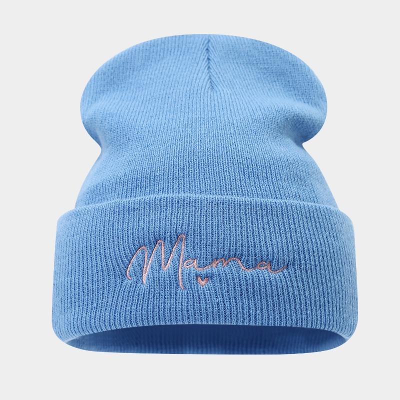 Модный трендовый бренд вязаная шапка для мамы вышитая буква шерстяная теплая шапка уличная защита ушей шапка от холода для головы женщина average size
Модный трендовый бренд вязаная шапка для мамы вышитая буква шерстяная теплая шапка уличная защита ушей шапка от холода для головы женщина average size