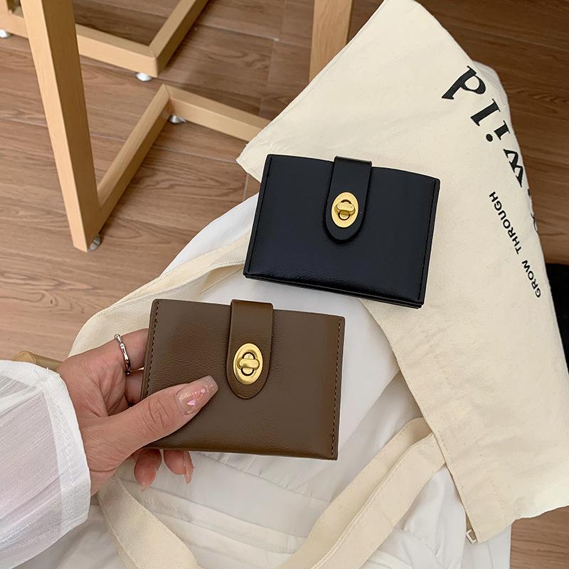 Japan and Korea small wallet women s short new solid color simple thin high-end student ins multi-card position thin wallet women темно-коричневого кольору
Japan and Korea small wallet women s short new solid color simple thin high-end student ins multi-card position thin wallet women темно-коричневого кольору