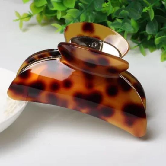 Большой размер Высокое качество Цветочная акриловая заколка для волос Блестящие крабики для волос для женщин Девушка Аксессуары для волос Может захватывать густые волосы
Большой размер Высокое качество Цветочная акриловая заколка для волос Блестящие крабики для волос для женщин Девушка Аксессуары для волос Может захватывать густые волосы