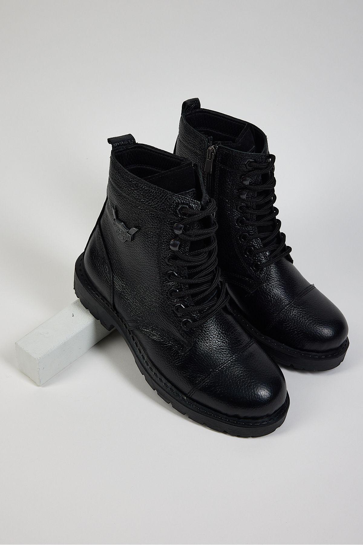 Men s Fashion Genuine Leather Flat Heeled Booties Black Comfortable Lace Up Boots Shoes 41
Men s Fashion Genuine Leather Flat Heeled Booties Black Comfortable Lace Up Boots Shoes 41