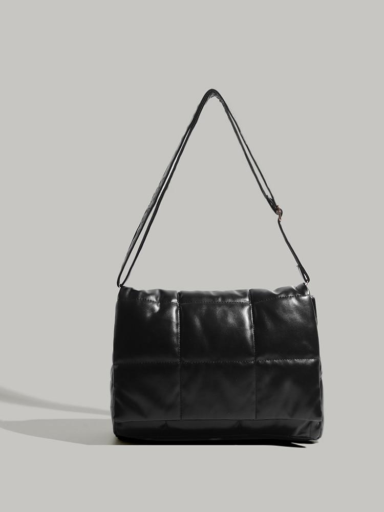 Large-capacity bag women s bag, new 2025 spring high-end foreign style versatile shoulder bag fashion cross-body bag trend чёрный
Large-capacity bag women s bag, new 2025 spring high-end foreign style versatile shoulder bag fashion cross-body bag trend чёрный