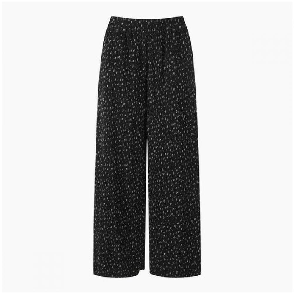 Benetton Wide Pleated Pants Baptf3631 BK/42
Benetton Wide Pleated Pants Baptf3631 BK/42