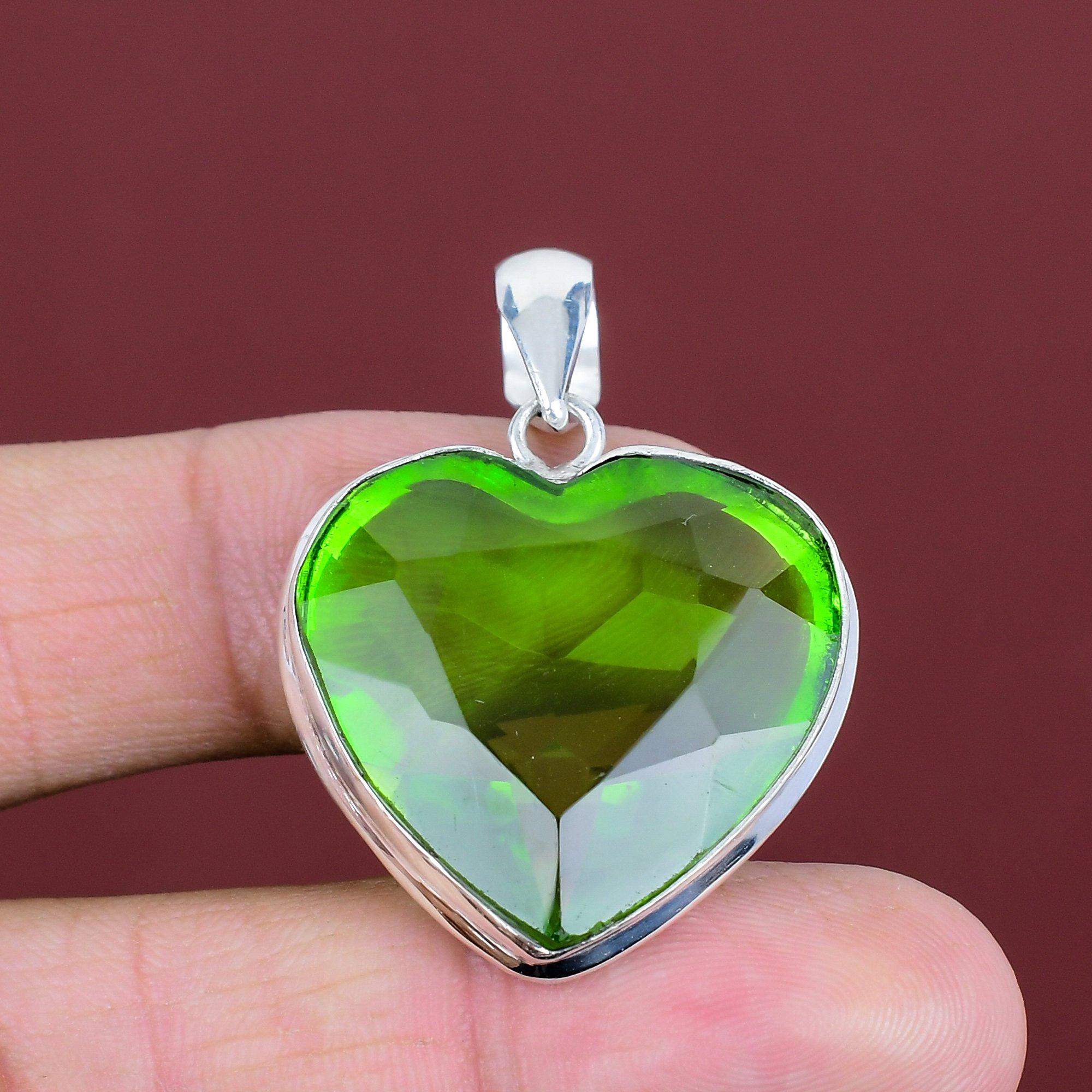 Faceted peridot pendant 925 sterling silver pendant very pretty gemstone jewelry handmade pendant gifts for mom decent pendant women jewelry
Faceted peridot pendant 925 sterling silver pendant very pretty gemstone jewelry handmade pendant gifts for mom decent pendant women jewelry