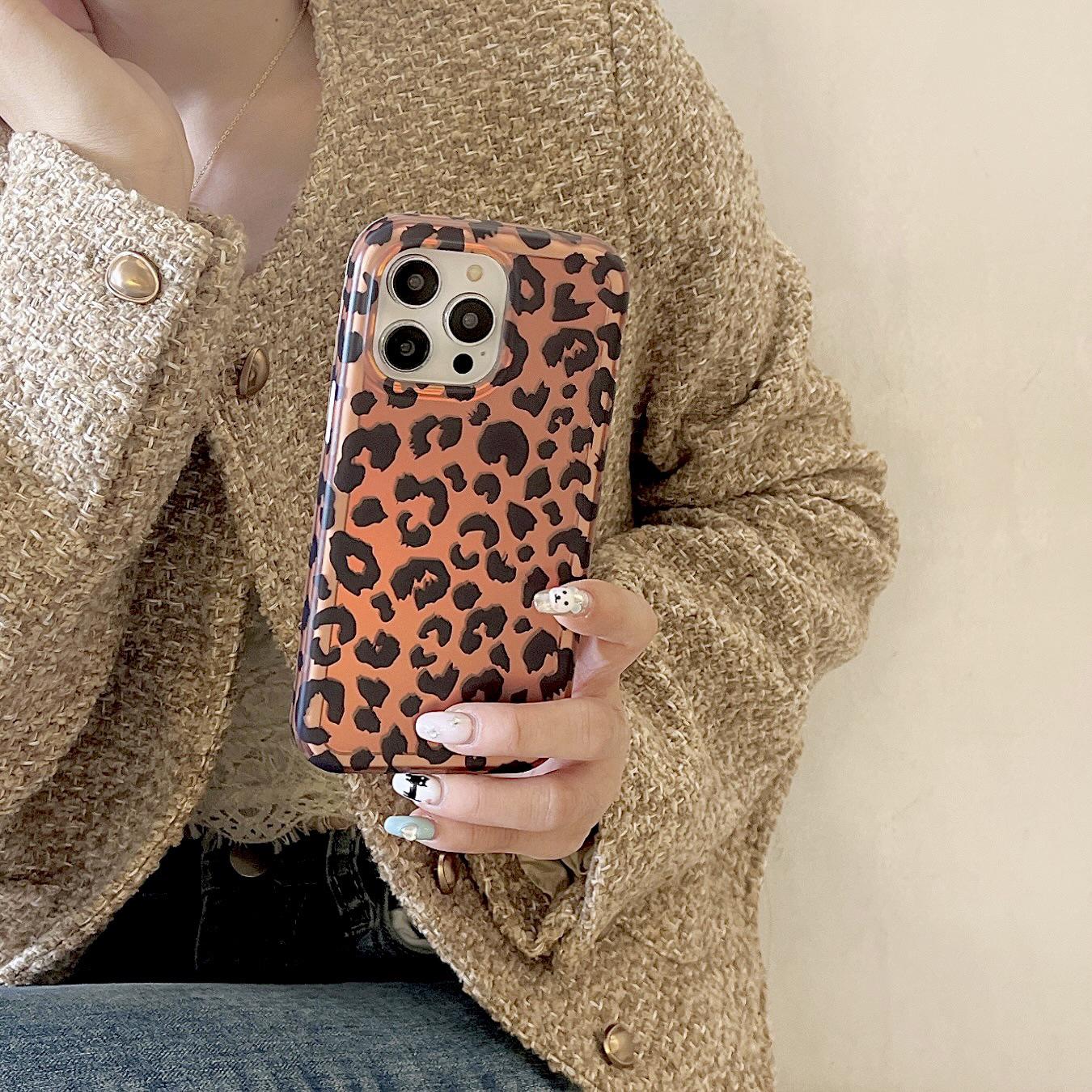 Retro Leopard Print iPhone 17 Pro Max & 16 Two-in-One Case - Full Coverage Protection for Autumn and Winter. 16
Retro Leopard Print iPhone 17 Pro Max & 16 Two-in-One Case - Full Coverage Protection for Autumn and Winter. 16