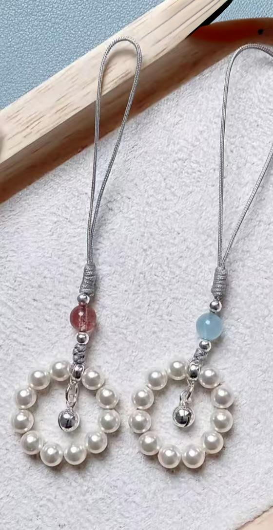 White Jade Bodhi Root Phone Lanyard & Keychain with USB Flash Drive Pendant
White Jade Bodhi Root Phone Lanyard & Keychain with USB Flash Drive Pendant