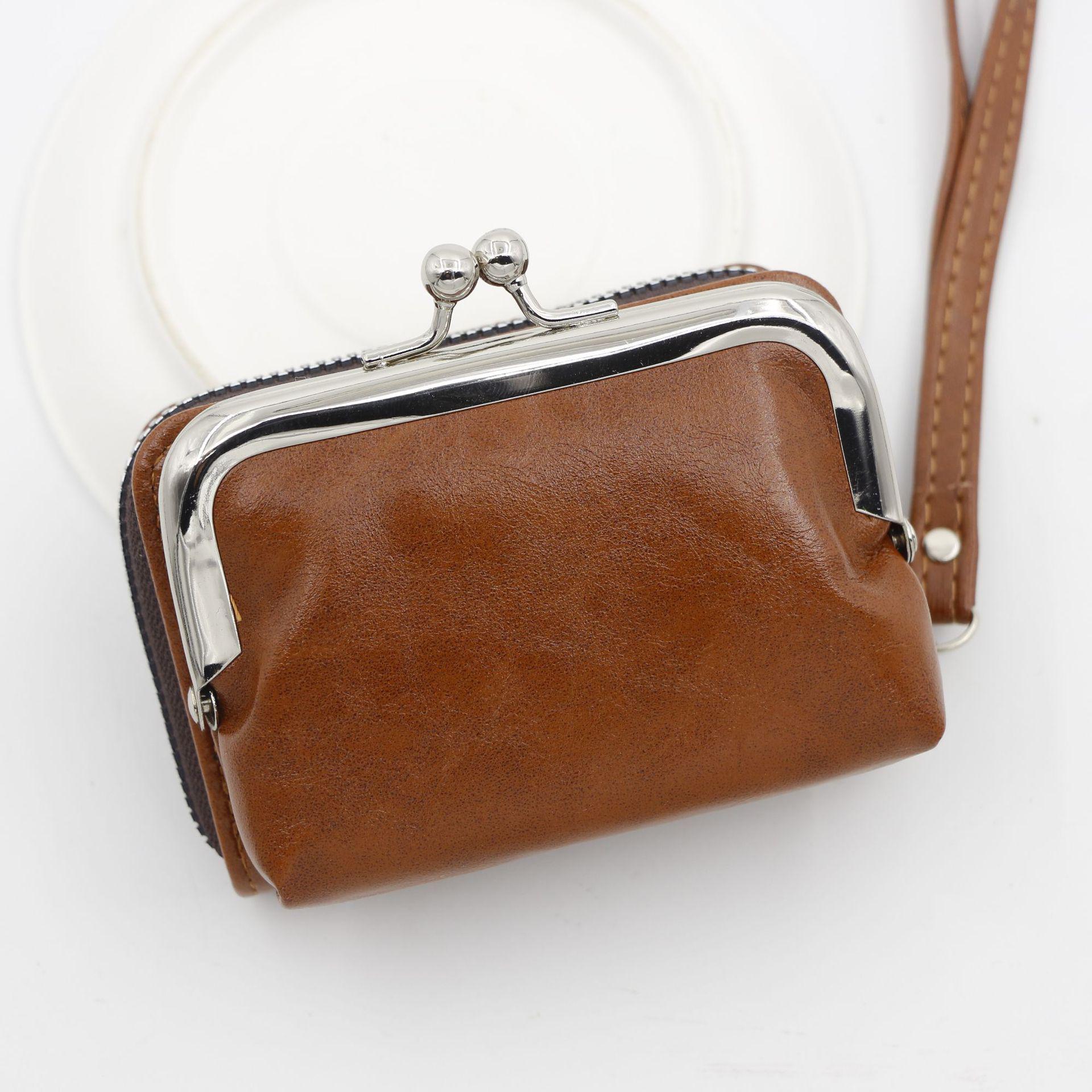 Retro PU Leather Women s Wallet with Coin and Card Holder, Buckle Closure, and Multi-Card Slots світло-коричневого кольору
Retro PU Leather Women s Wallet with Coin and Card Holder, Buckle Closure, and Multi-Card Slots світло-коричневого кольору