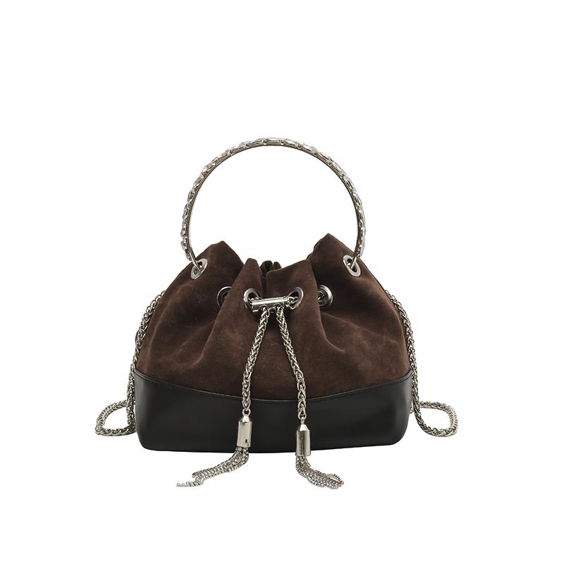 2026 New Bags for Women High Quality Versatile Shoulder Bags Suede Solid Color Large Capacity Chain String Spring/autumn Sewing
2026 New Bags for Women High Quality Versatile Shoulder Bags Suede Solid Color Large Capacity Chain String Spring/autumn Sewing