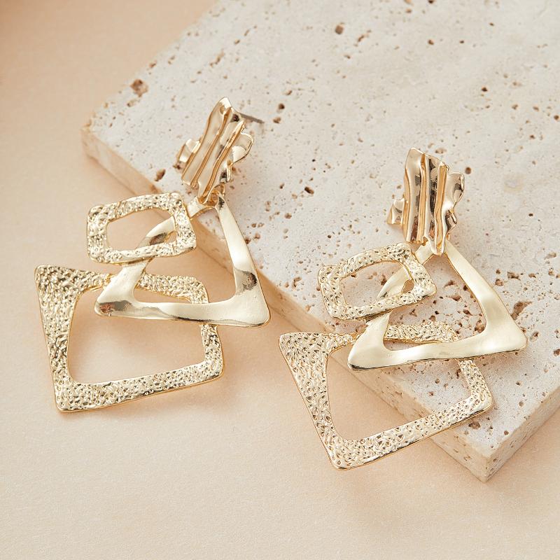New Fashion Trend Irregular Geometric Pendant Earrings, Women s Personalized Classic Holiday Zircon Accessories
New Fashion Trend Irregular Geometric Pendant Earrings, Women s Personalized Classic Holiday Zircon Accessories