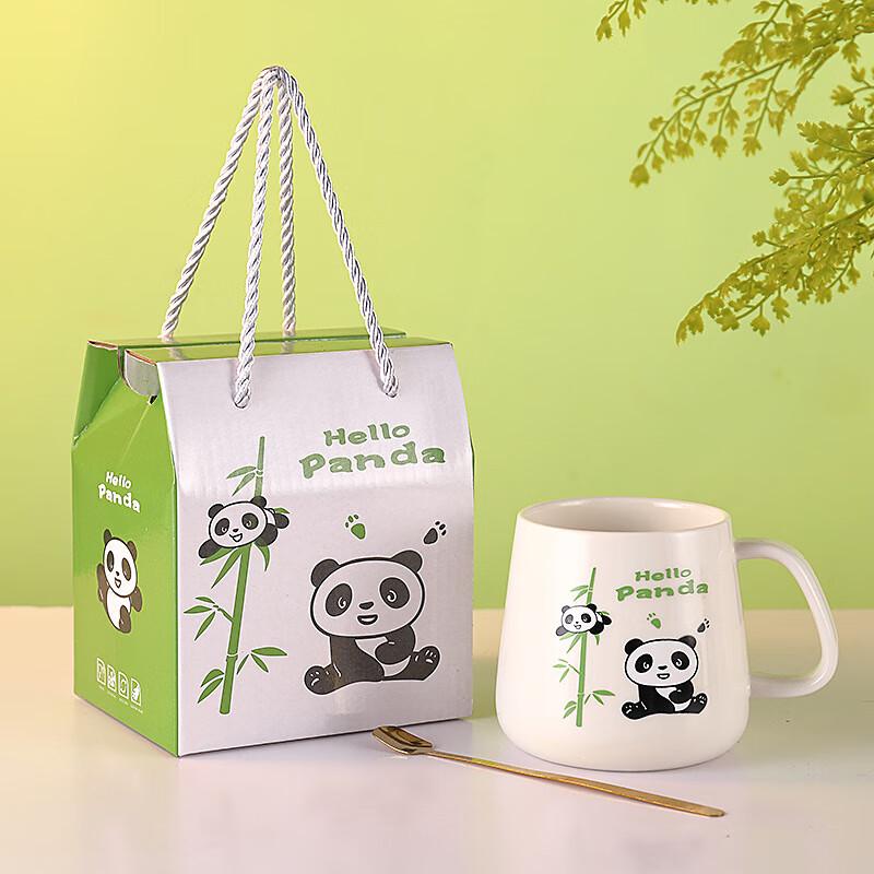 Милый керамический набор кружка и ложка с пандой
Милый керамический набор кружка и ложка с пандой
