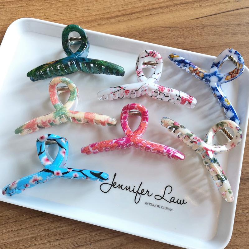 Fashion Hair Clips for Women Plastic Hair Claw Elegant Colorful Print Cross Claw Clip Girls Hair Barrettes Hair Accessories Gift
Fashion Hair Clips for Women Plastic Hair Claw Elegant Colorful Print Cross Claw Clip Girls Hair Barrettes Hair Accessories Gift