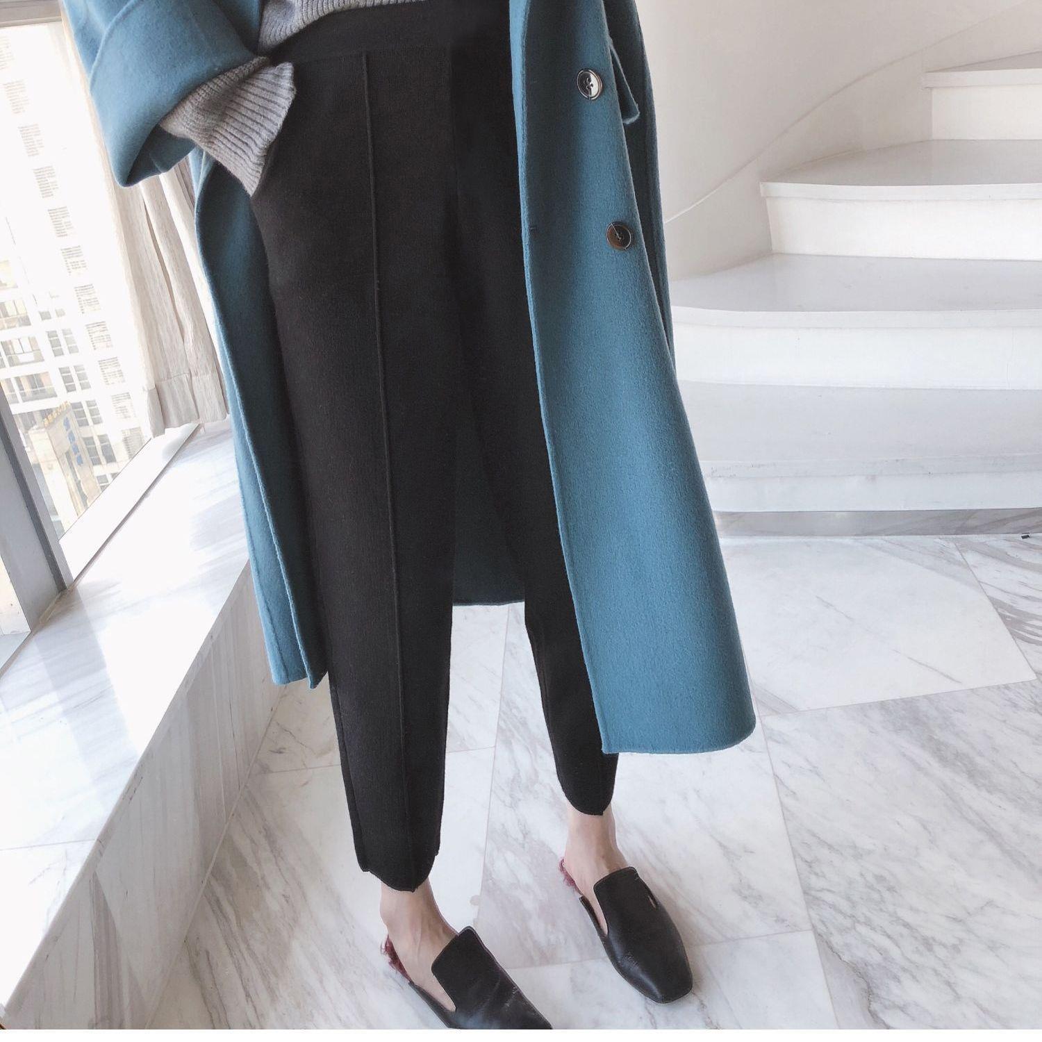 Plus Size Women s Woolen Cigarette Pants: Autumn/Winter Loose Fit, Wide Hips, Straight Leg, Slimming Effect. 4XL (suitable for 160-180 jin)
Plus Size Women s Woolen Cigarette Pants: Autumn/Winter Loose Fit, Wide Hips, Straight Leg, Slimming Effect. 4XL (suitable for 160-180 jin)