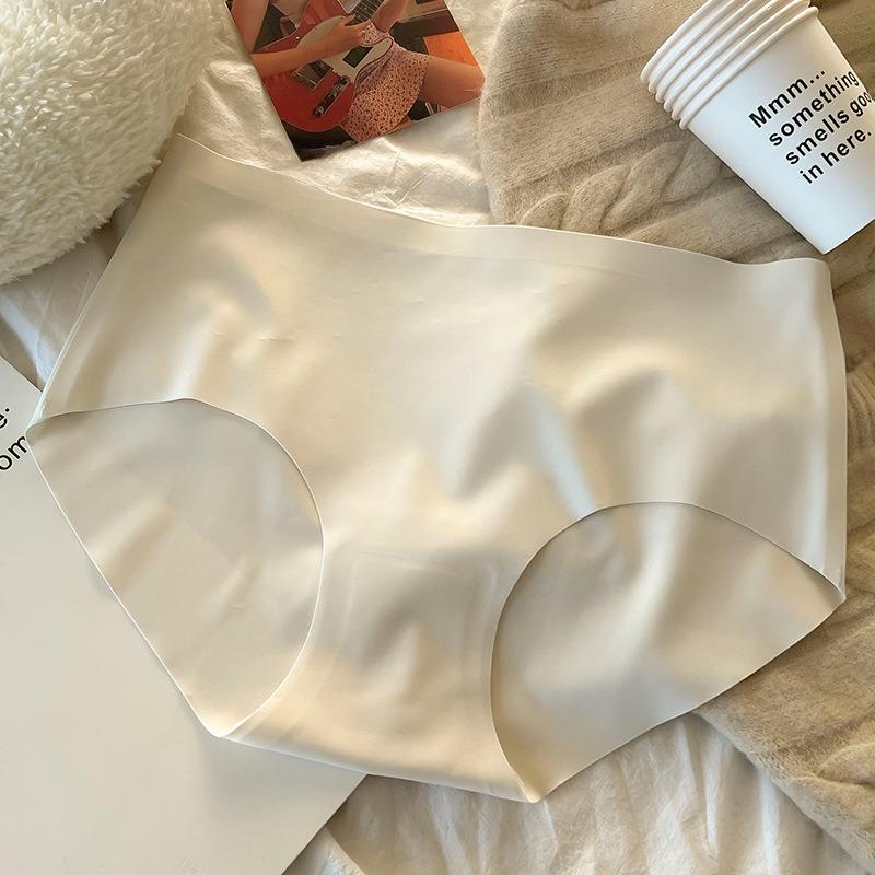 Women s Spring and Summer 7A Antibacterial No Trace High Bounce Skin Friendly Comfortable Mid Waist Briefs M
Women s Spring and Summer 7A Antibacterial No Trace High Bounce Skin Friendly Comfortable Mid Waist Briefs M