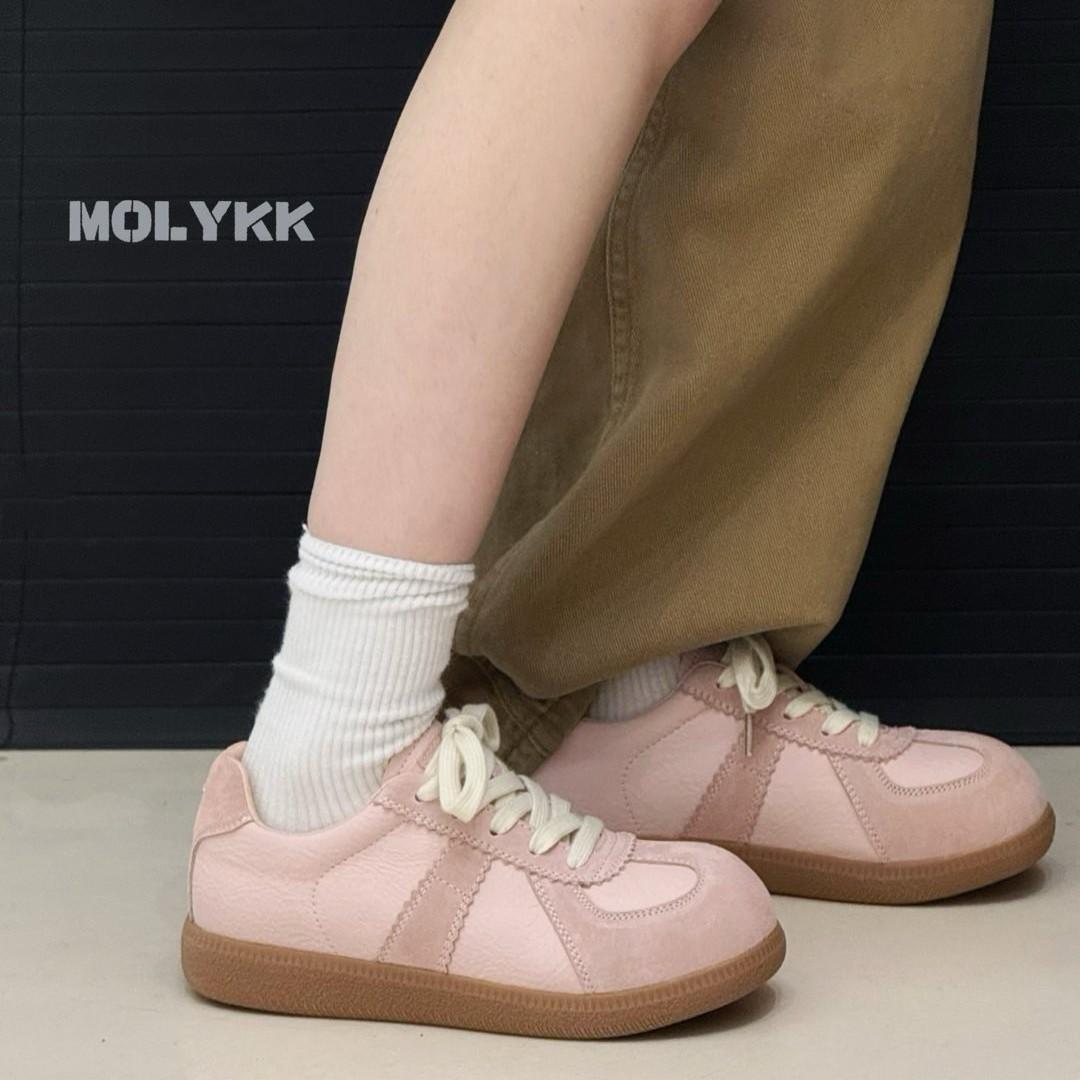 Red little white shoes women s retro casual lace-up running sneakers versatile flat baseplate shoes 40
Red little white shoes women s retro casual lace-up running sneakers versatile flat baseplate shoes 40