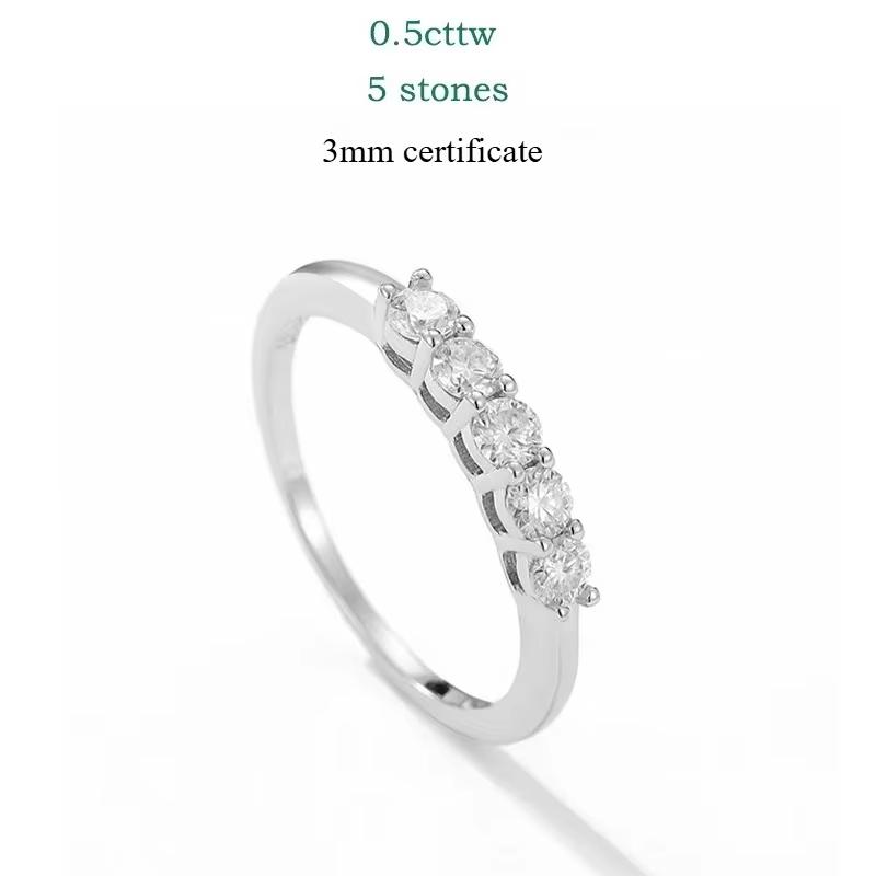 Кольца Smyoue 0.7CT 3mm из драгоценного камня муассанит для женщин S925 Silver, подходящие для свадьбы, бриллианты, составное кольцо, подарок из белого золота 5&US Size
Кольца Smyoue 0.7CT 3mm из драгоценного камня муассанит для женщин S925 Silver, подходящие для свадьбы, бриллианты, составное кольцо, подарок из белого золота 5&US Size