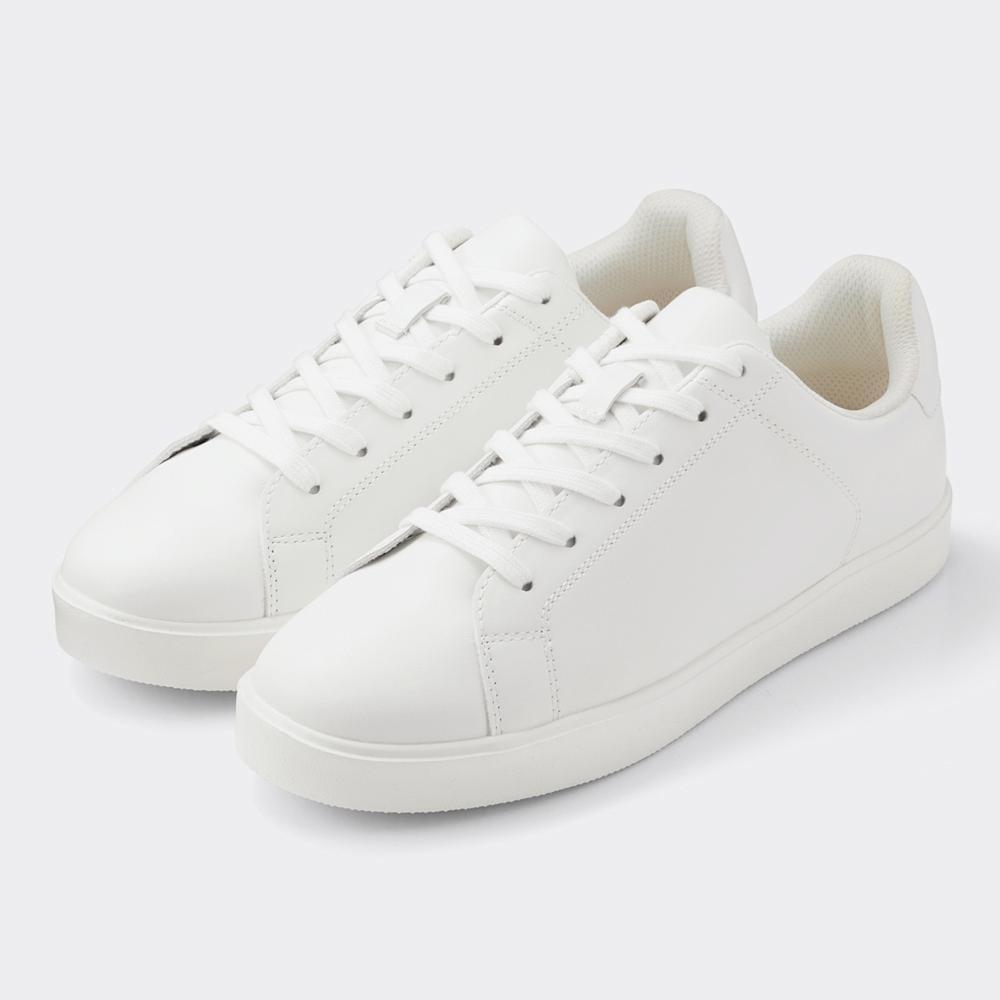 кроссовки GU by Uniqlo на легкой подошве
кроссовки GU by Uniqlo на легкой подошве