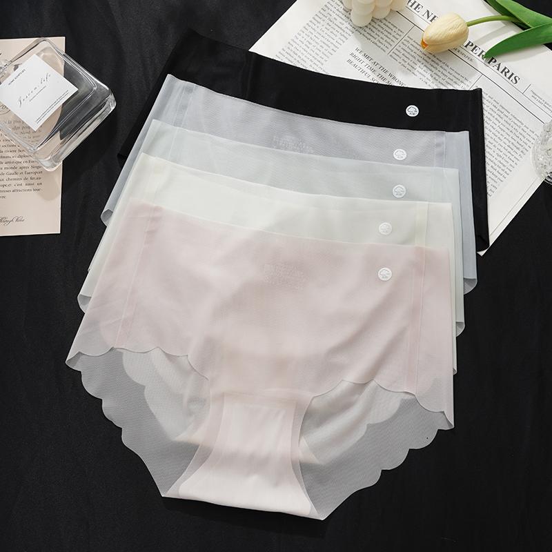 Women s Panties Summer Ice Silk Seamless Lingerie Ladies Underwear Sexy Ultra-thin Sense Quick-drying Briefs M чорний
Women s Panties Summer Ice Silk Seamless Lingerie Ladies Underwear Sexy Ultra-thin Sense Quick-drying Briefs M чорний