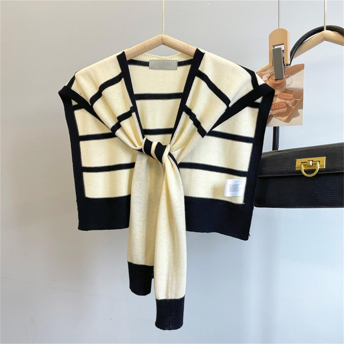 Shawl outerwear for women in spring and autumn, thin style, air-conditioned room shoulder-wrap knitted striped shirt, versatile
Shawl outerwear for women in spring and autumn, thin style, air-conditioned room shoulder-wrap knitted striped shirt, versatile