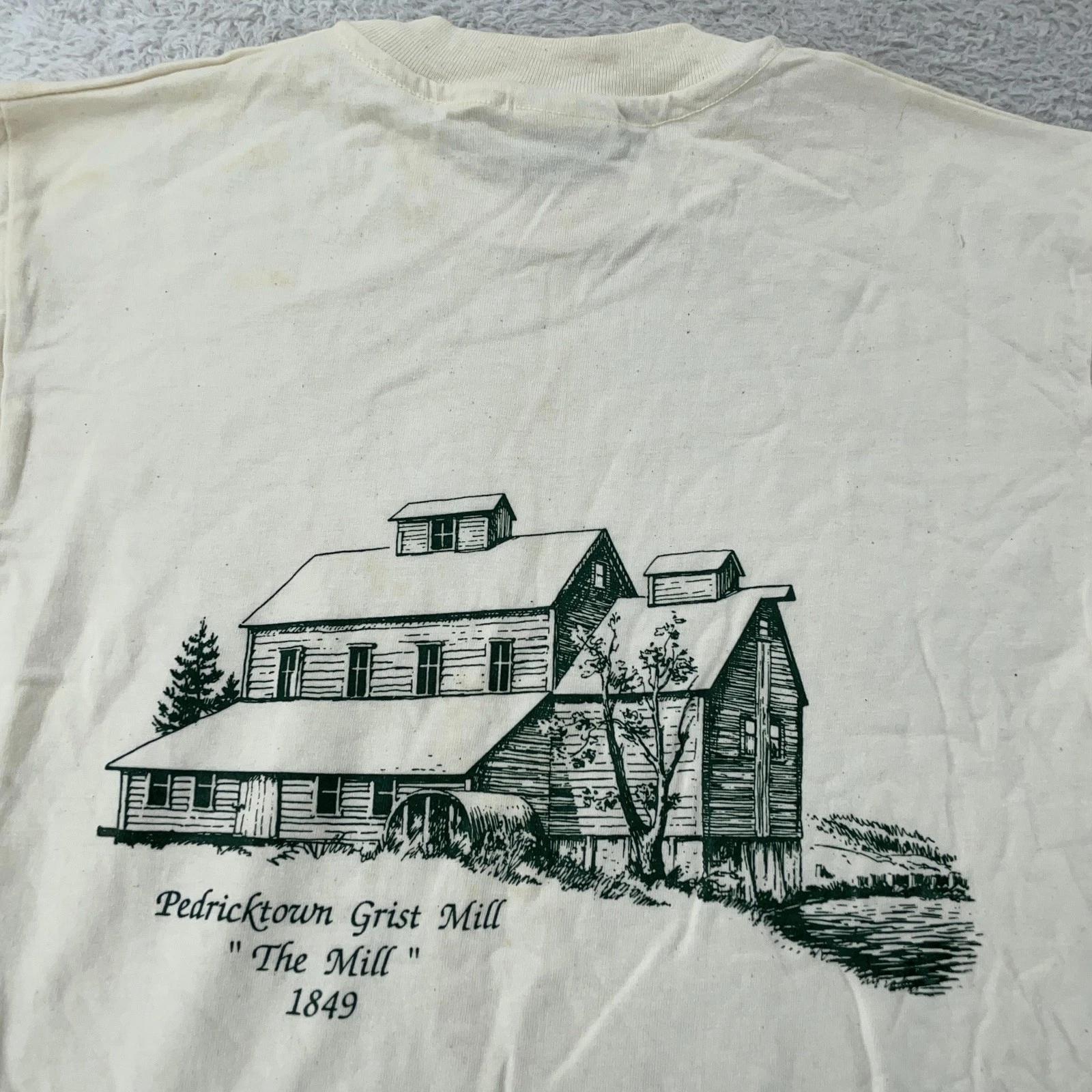 Vintage Pedricktown New Jersey Grist Mill T-Shirt FITS XS Made USA History 90s M
Vintage Pedricktown New Jersey Grist Mill T-Shirt FITS XS Made USA History 90s M