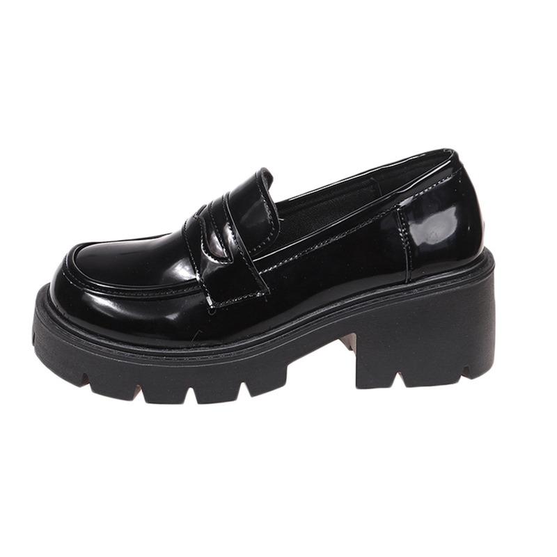 Весна новая обувь маффины большого размера женская на толстой подошве с одним ремешком с мелким вырезом 42 чёрный
Весна новая обувь маффины большого размера женская на толстой подошве с одним ремешком с мелким вырезом 42 чёрный