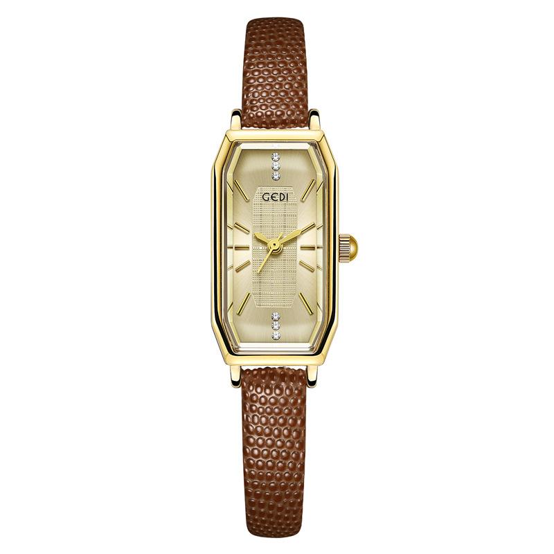 Retro Small Square Watch Niche High-End Waterproof Middle School Student Watch Small Leather Quartz Watch
Retro Small Square Watch Niche High-End Waterproof Middle School Student Watch Small Leather Quartz Watch